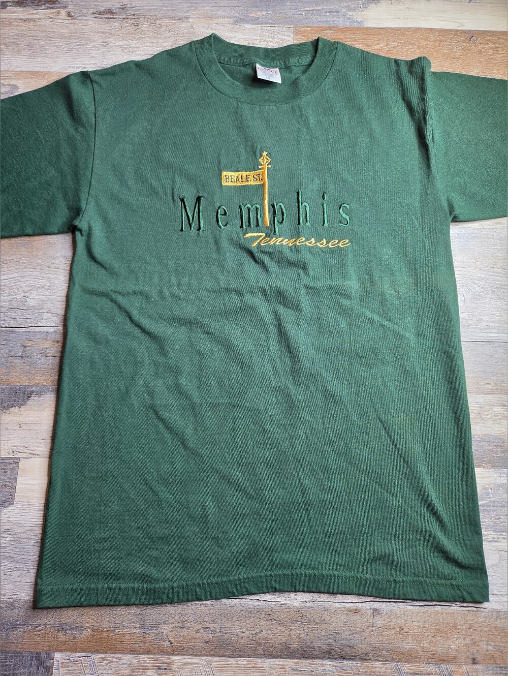 Vintage Tee Memphis TN Beale St. Forest Green Unique Classics Medium Embroidery